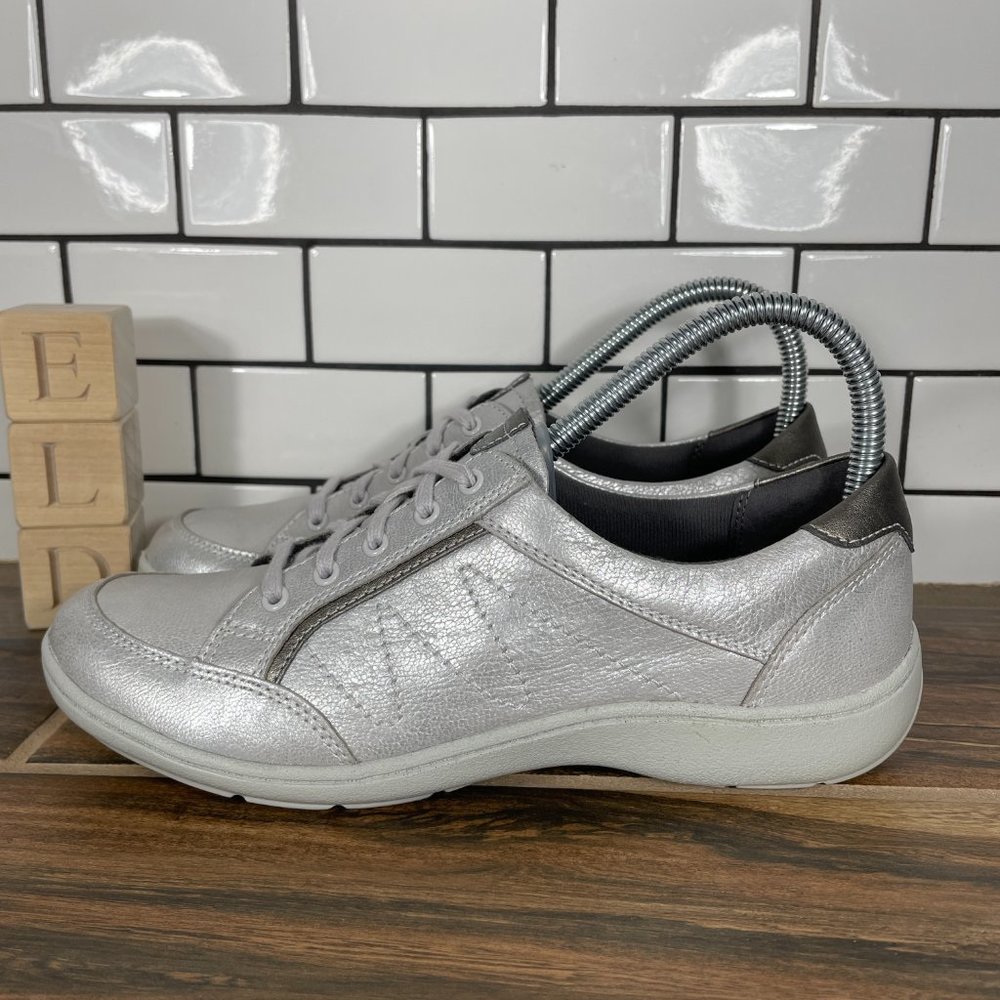 Aravon Bromly Oxford Womens Sz 7 Narrow Shoes Silver Leather Casual Sneakers